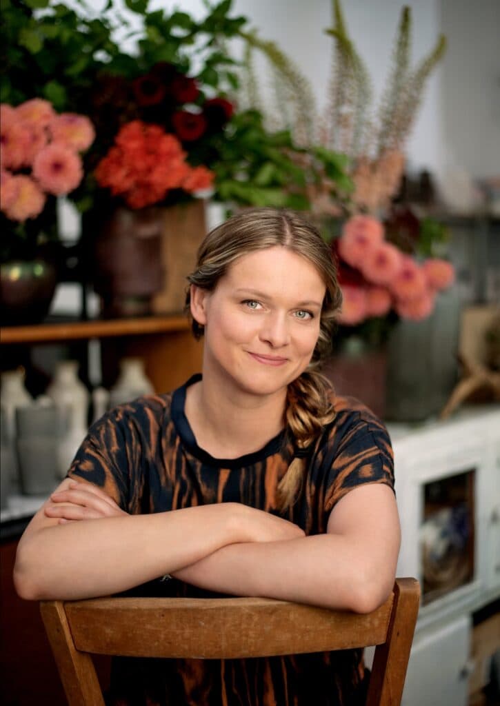 Creative studio portrait with dramatic lighting, photo studio Prenzlauer Berg, Berlin
